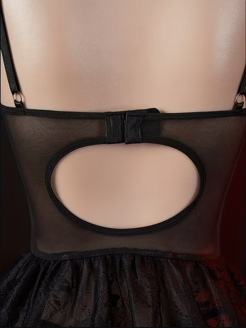 Body de látex - vinilo con corsé y falda de encaje