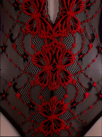 Body de Encaje Floral Transparente con Bordado Rojo y Negro